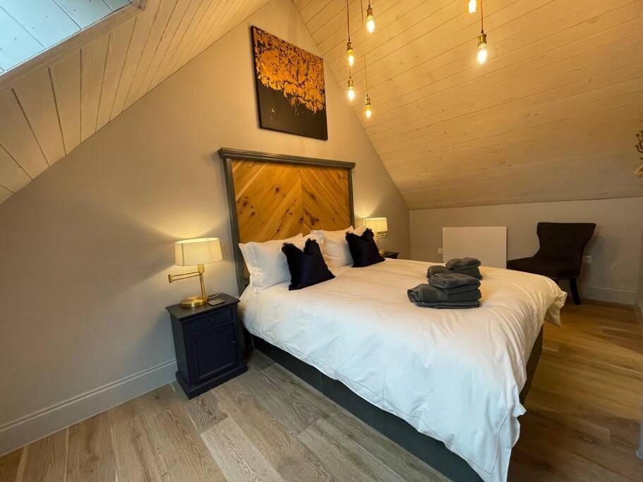 The Carriage House * Salisbury
