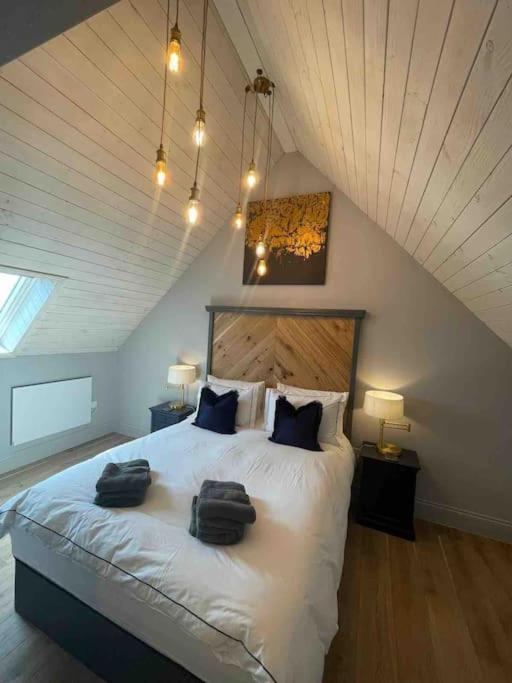 The Carriage House * Salisbury